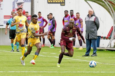 Delfín atraviesa la peor crisis futbolística desde el año 2016 cuando regresó a la Serie A del fútbol ecuatoriano.