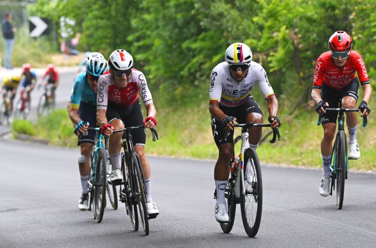 Jhonatan Narváez llegó segundo en la etapa 12 del Giro de Italia
