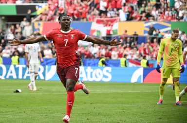 Suiza venció a Hungría y Alemania goleó a Escocia