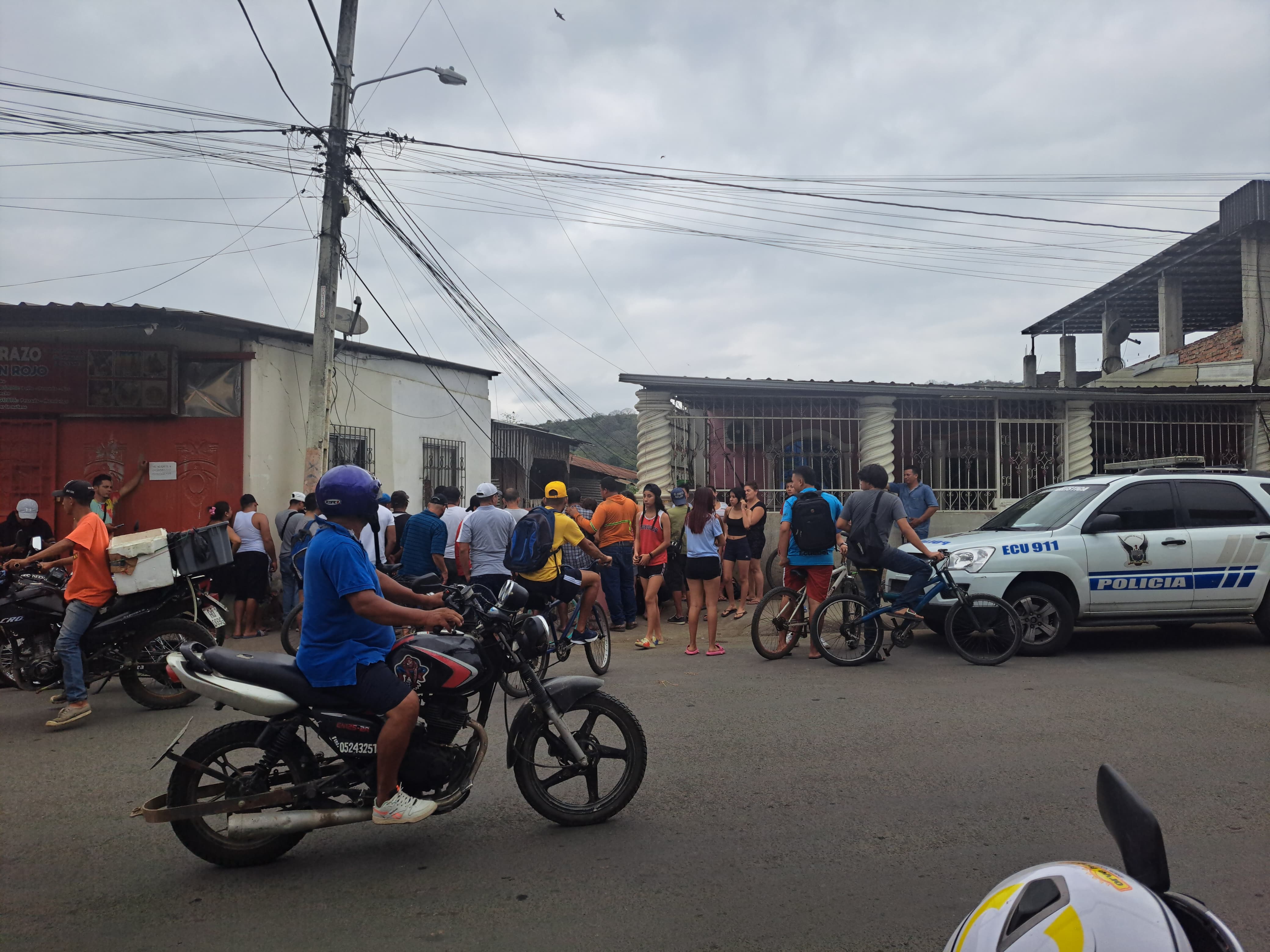They killed a person and left a girl injured in Portoviejo
