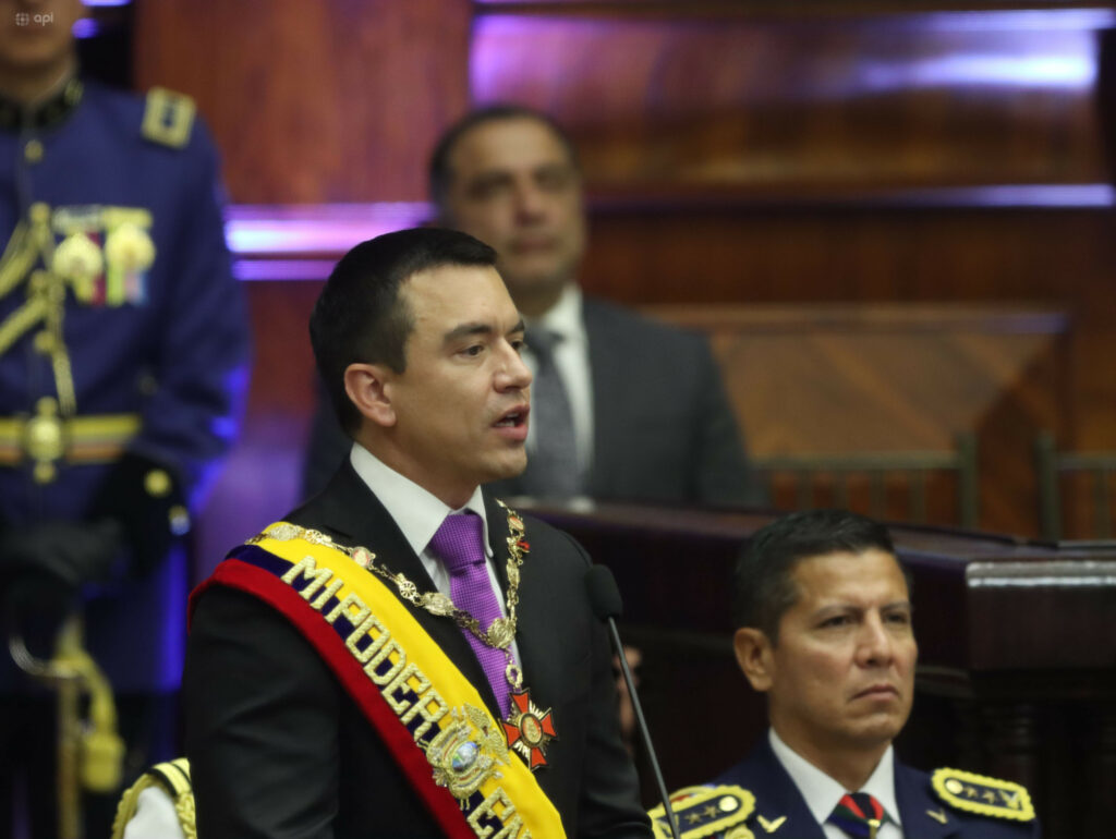 El presidente Noboa afirma que Venezuela está "secuestrada" por "figuras recalcitrantes"