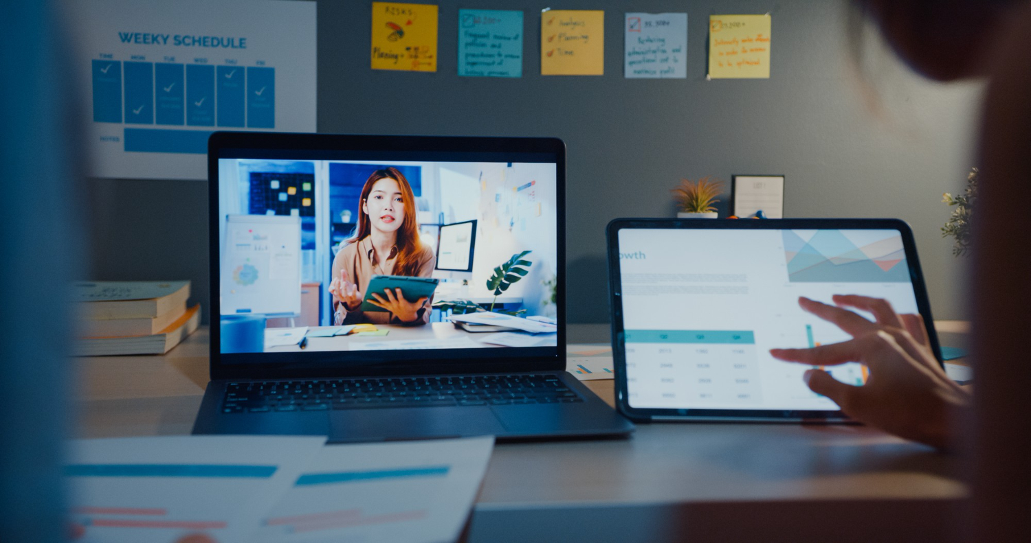 clase-online-de-carrera-en-negocios-internacionales