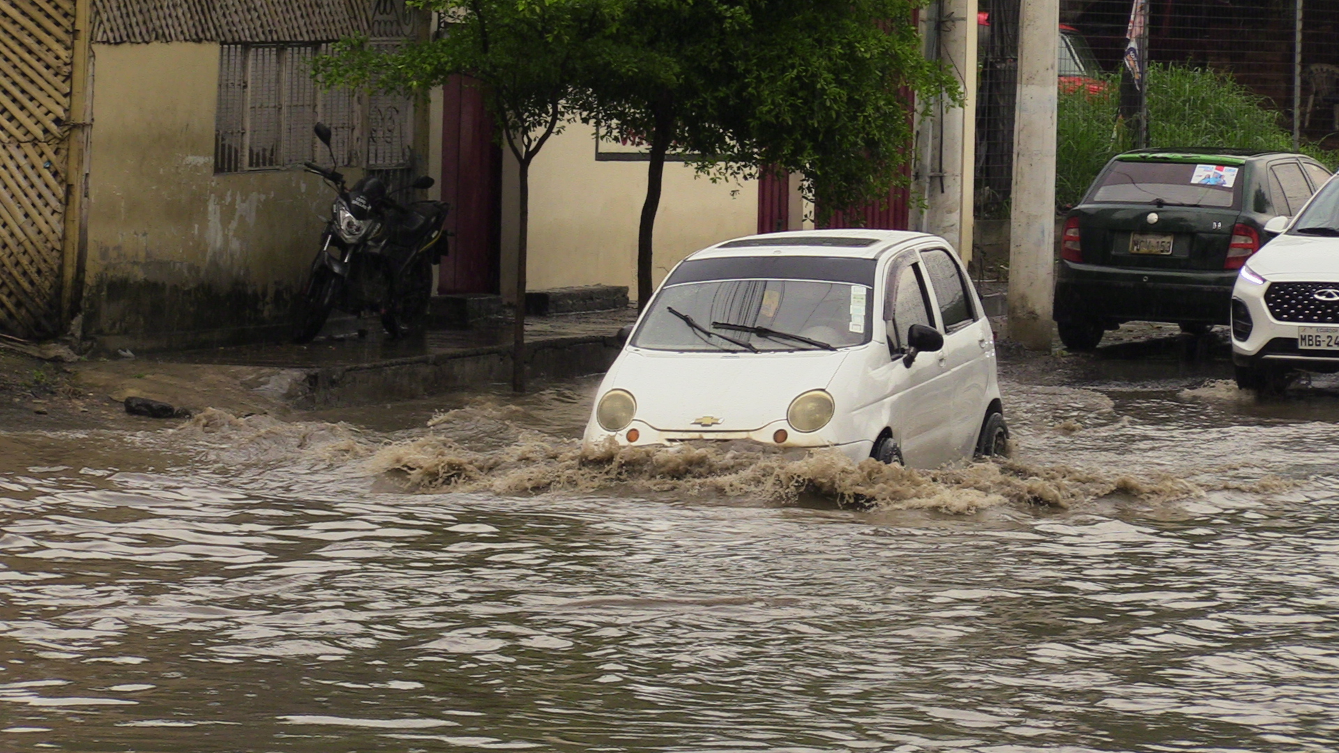 Ecuador: Lluvias fuertes continuarán hasta el 17 de febrero - El Diario Ecuador