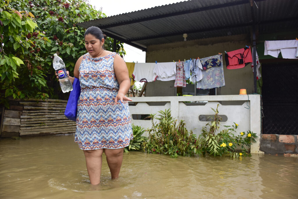 LLUVIAS PORTOVIEJO INUNDACIONES