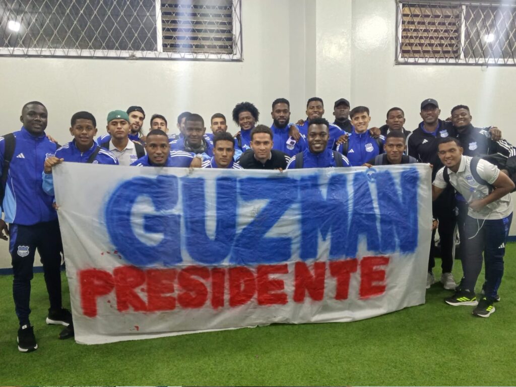 JUGADORES DE EMELEC