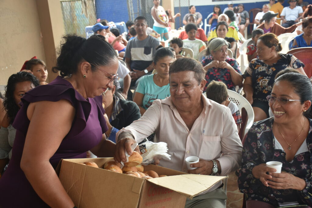 De la calle a la panadería Recuperación de jóvenes adictos en Santo Domingo a través del emprendimiento