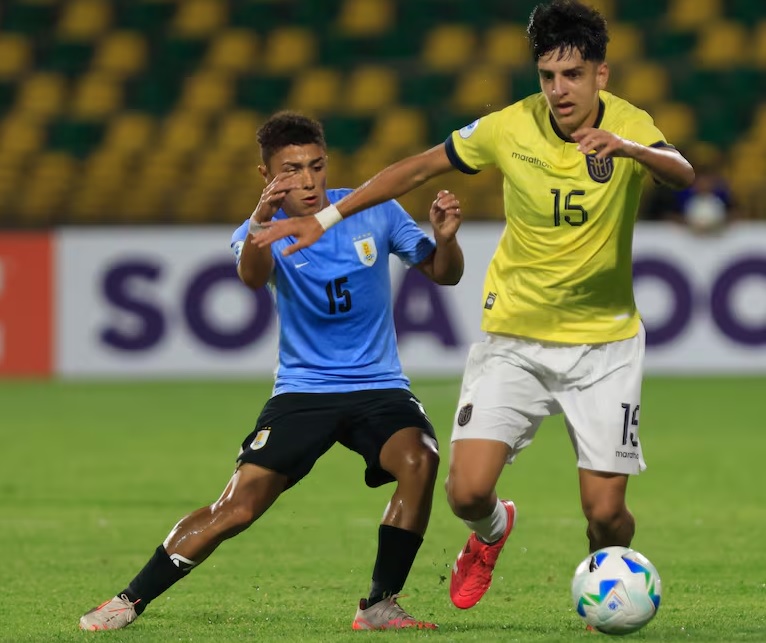 Ecuador y Uruguay se enfrentaron en el Sudamericano Sub-17 en Colombia