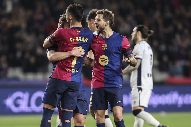 FC Barcelona v CA Osasuna - La Liga EA Sports