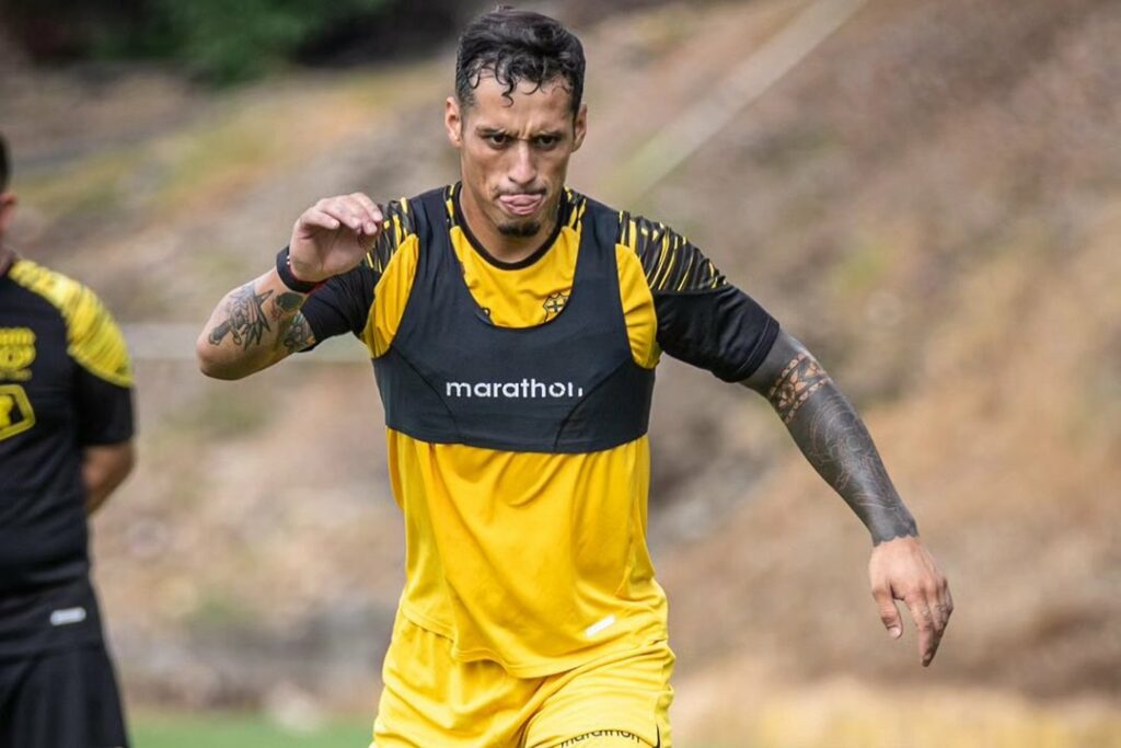 El mediocampista uruguayo Jesús Trindade