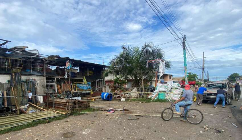 El guabo-explosión en ferretería