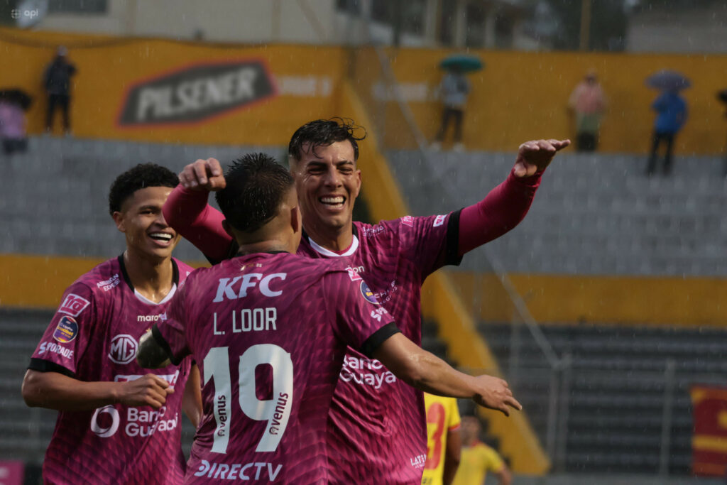 Independiente del Valle venció 2-1 al Aucas en el estadio Gonzalo Pozo Ripalda