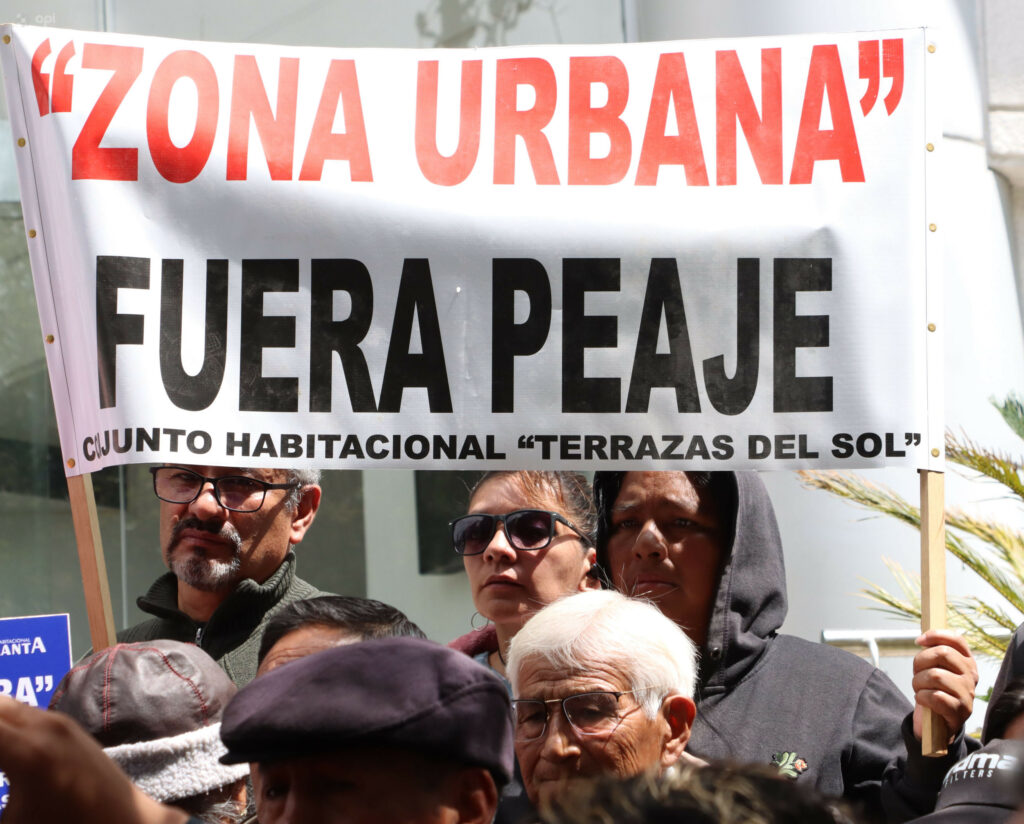 Protestas en Quito contra el cobro de peaje en la autopista General Rumiñahui