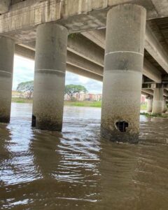 Puente Vicente Rocafuerte amenaza con colapsar: Municipio de la ciudad pide la intervención del MTOP.