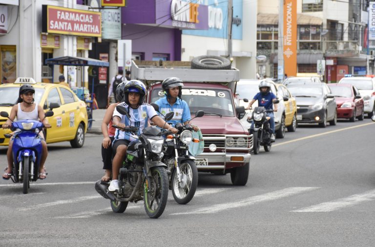Así está el tráfico a la hora del almuerzo de este 20 de marzo