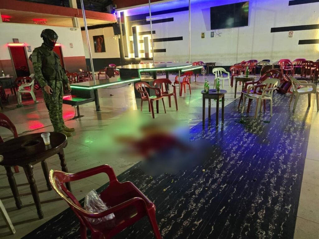 Santo Domingo: Tres hombres asesinados en un centro nocturno por falsos militares