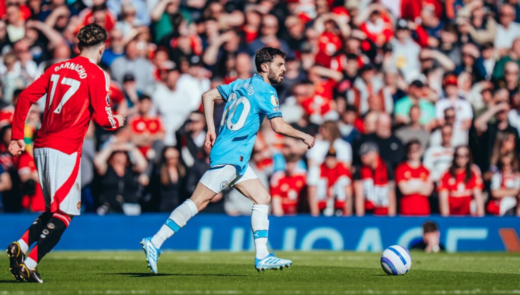El partido entre Manchester United y Manchester City se enmarca en la Fecha 31 de la Premier League de Inglaterra