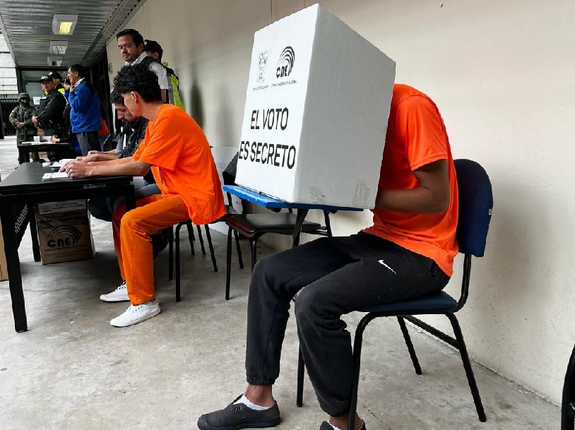 A las 07h00 de este jueves, el Consejo Nacional Electoral (CNE) arrancó con el proceso de sufragio para la votación de la segunda vuelta electoral 2025.