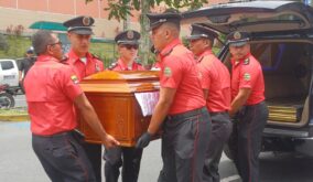 Accidente en la vía Las Mercedes cobra la vida de un bombero de Santo Domingo
