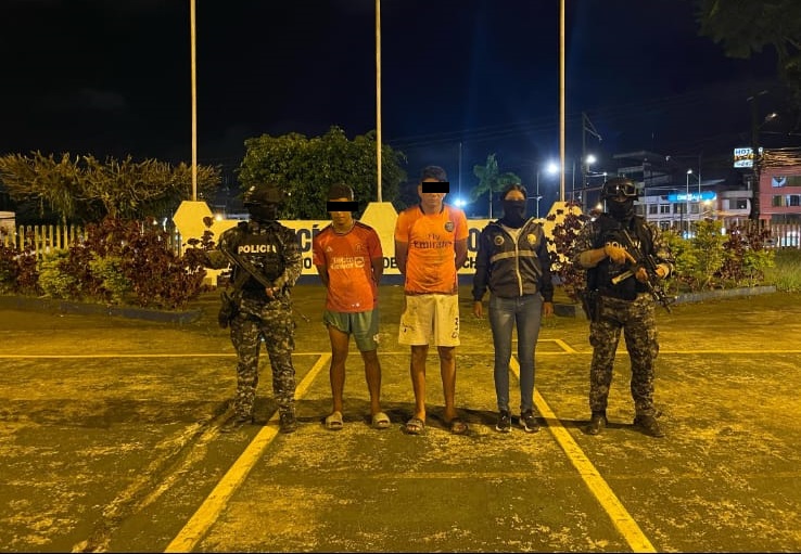 Allanamiento en mecánica deja dos detenidos en Santo Domingo