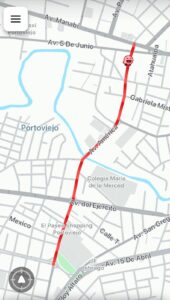 Aumenta el tráfico vehicular en Portoviejo durante la mañana del 29 de abril