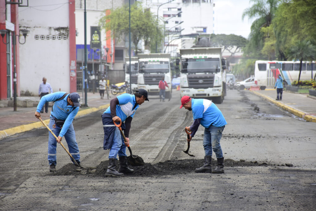 BACHEO-AV-UNIVERSITARIA