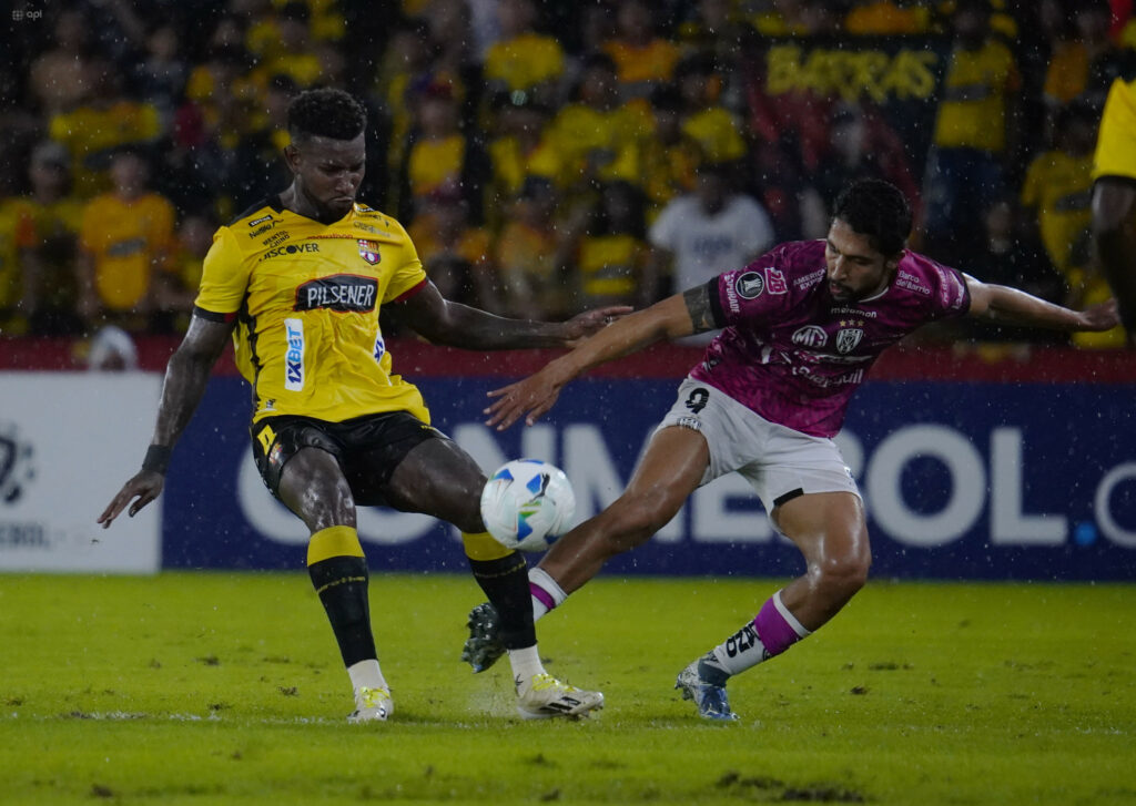 Barcelona SC derrota 1-0 a Independiente del Valle en debut de Conmebol Libertadores 2025
