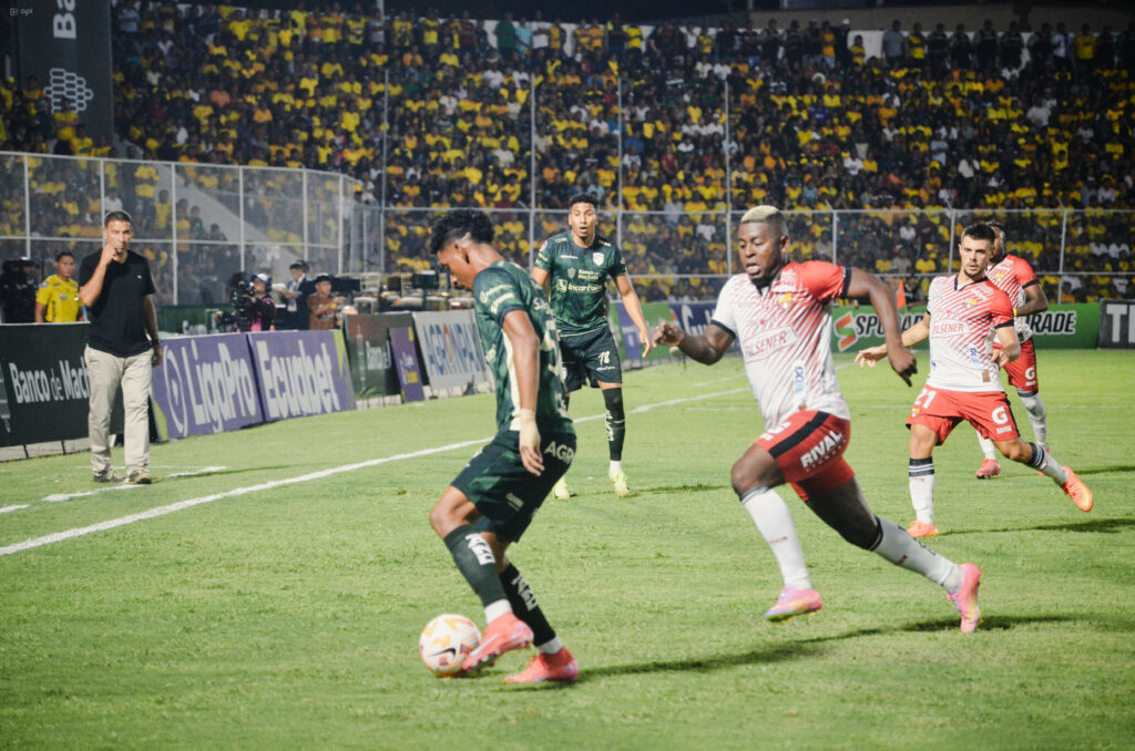Barcelona SC pierde ante Orense y el liderato del torneo es de Independiente del Valle
