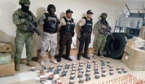 Bloque de seguridad incauta munición de largo alcance en bodega de encomiendas