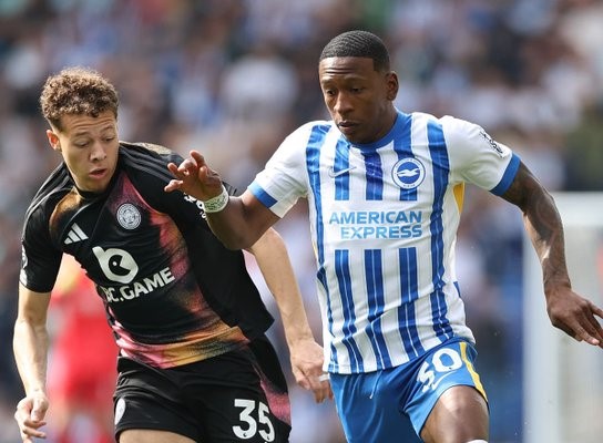 Brighton con el ecuatoriano Pervis Estupiñán de titular igualó con Leicester City en la jornada 32 de la Premier League
