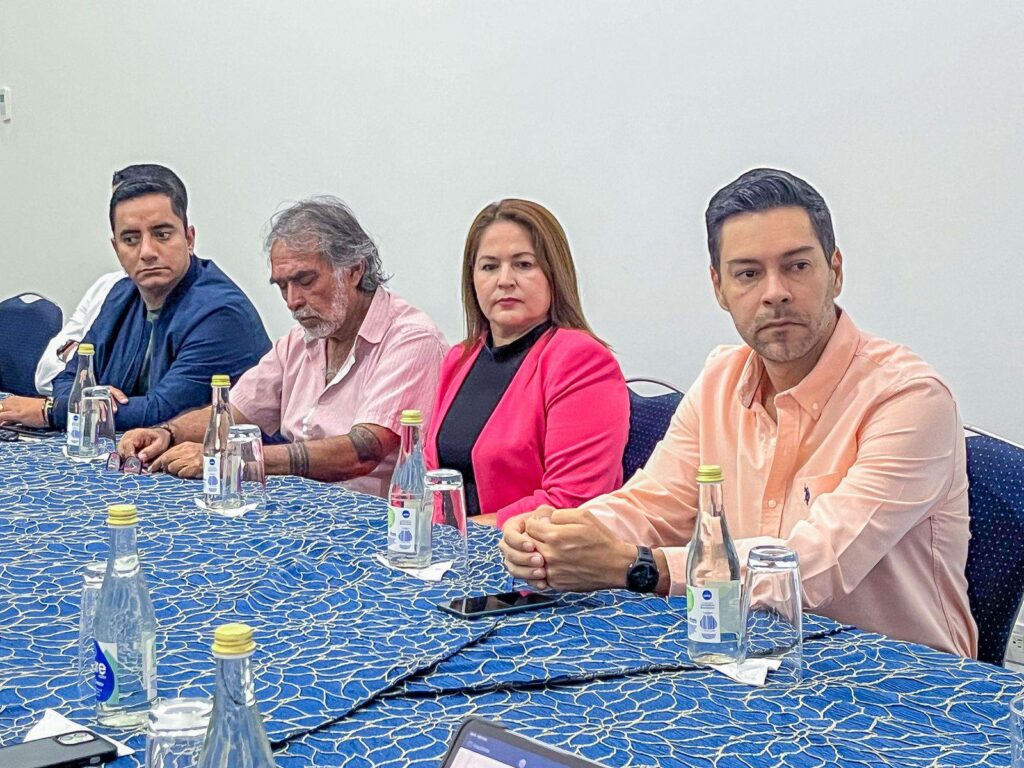 El directorio del Buró Turístico renunció y presnetaron quejas ante el Ministerio de Turismo, se indicó.