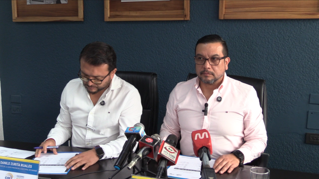 CNE reubica tres recintos electorales en Manabí por afectaciones del invierno