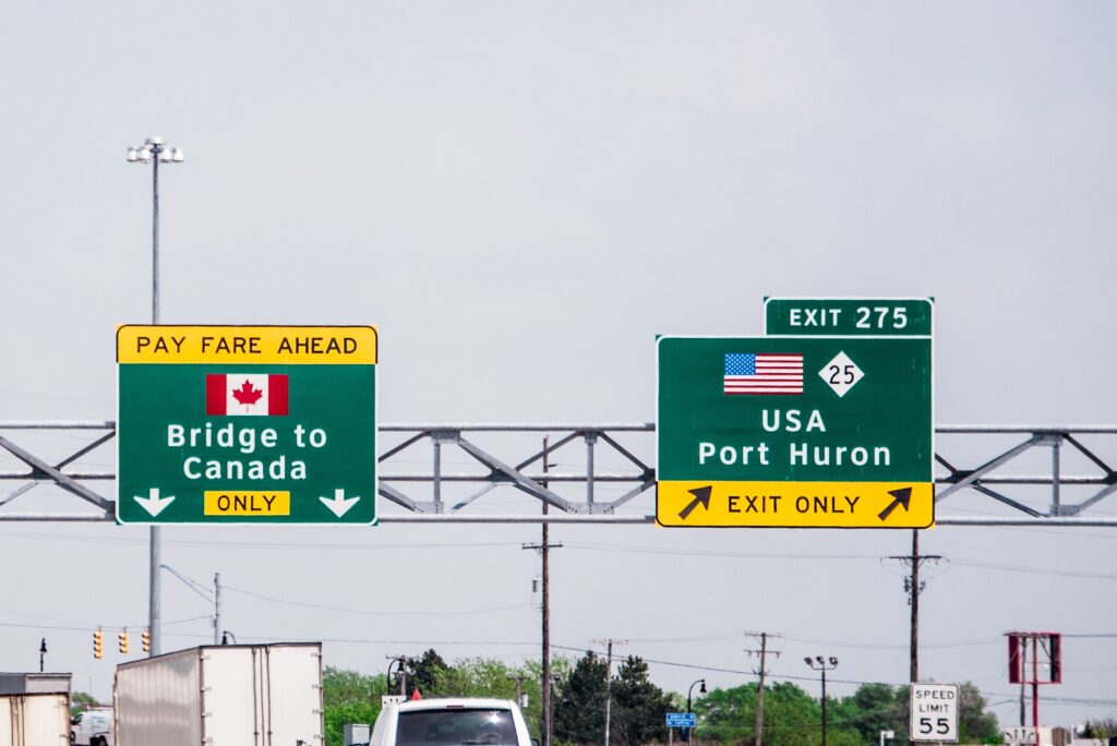 Canadá advierte a sus ciudadanos que sus teléfonos podrían ser registrados en la frontera con Estados Unidos