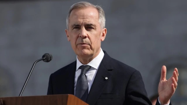 Canadá responde a Trump imponiendo aranceles del 25% a algunos vehículos fabricados en EE.UU.