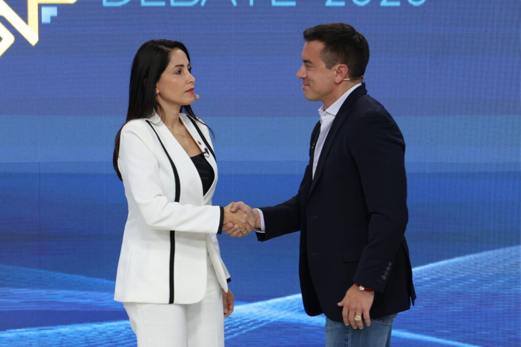 Daniel Noboa y Luisa González empatan en intención de voto, según la encuestadora Comunicaliza.