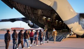 Deportación de migrantes: 2.190 ecuatorianos han regresado de Estados Unidos.