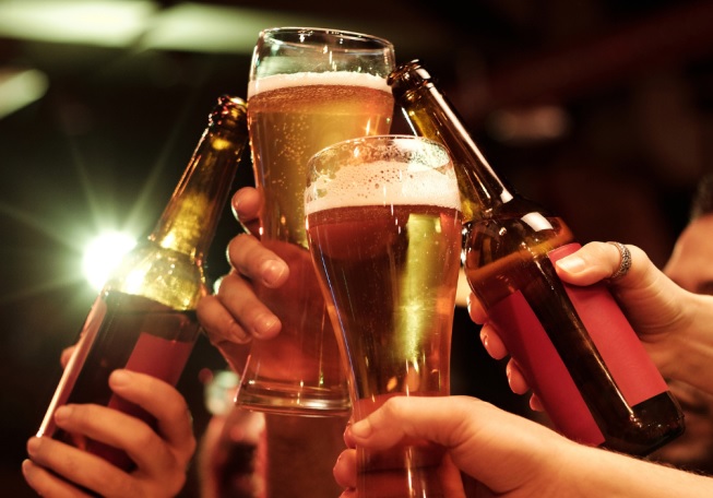 Desde el mediodía del jueves 10 hasta las 00h00 del lunes 14 de abril, rige la Ley Seca donde los ecuatorianos no podrán vender ni consumir bebidas alcohólicas.