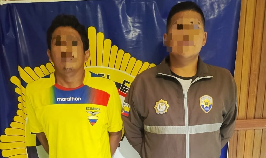Detenido en carro con restricción