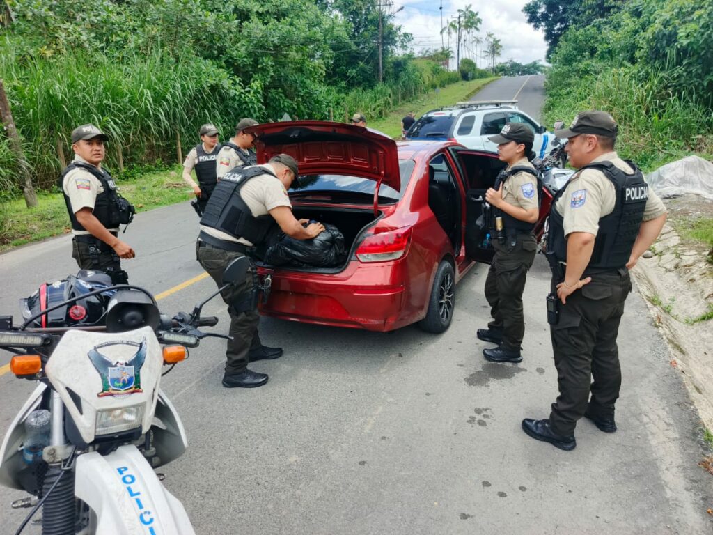 Detenido tras robo a mano armada en local de cacao en Santo Domingo
