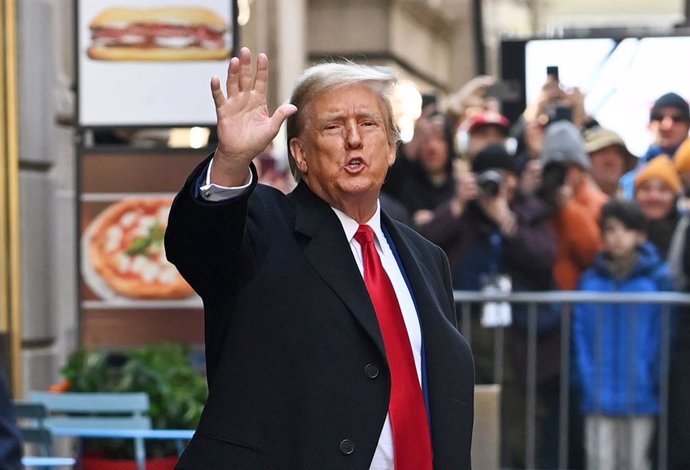 Donald Trump exige a Putin detener ataques tras bombardeo en Kiev, Ucrania