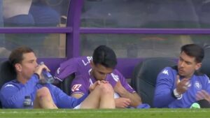 Dos jugadores del Real Valladolid, Juanmi Latasa y Luis Pérez, protagonizaron una pelea en el banquillo.