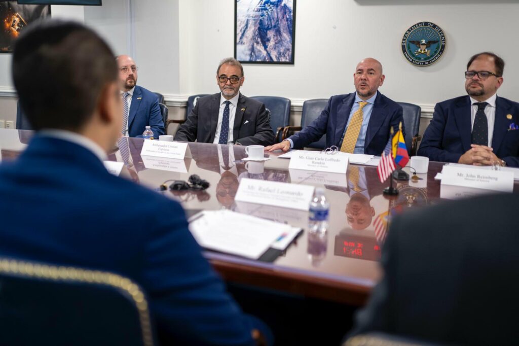 Ecuador y Estados Unidos unen esfuerzos para enfrentar a las bandas criminales.