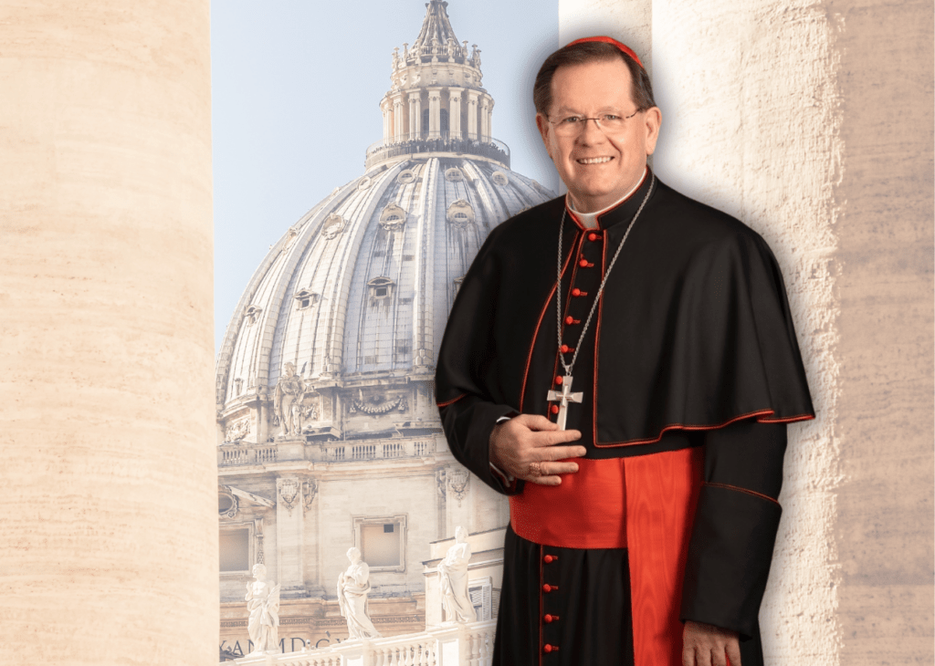El cardenal Lacroix y su papel en la reforma de la Iglesia Católica.