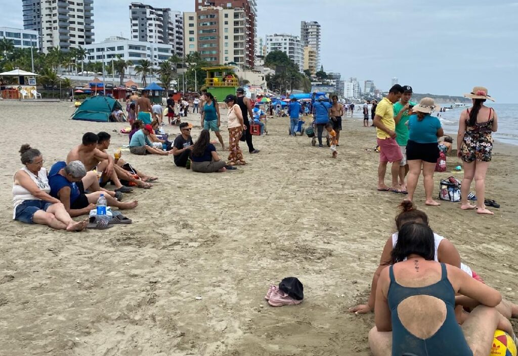 El feriado de Semana Santa inició hoy jueves 17 de abril y se extenderá hasta el domingo 20 de abril del 2025.