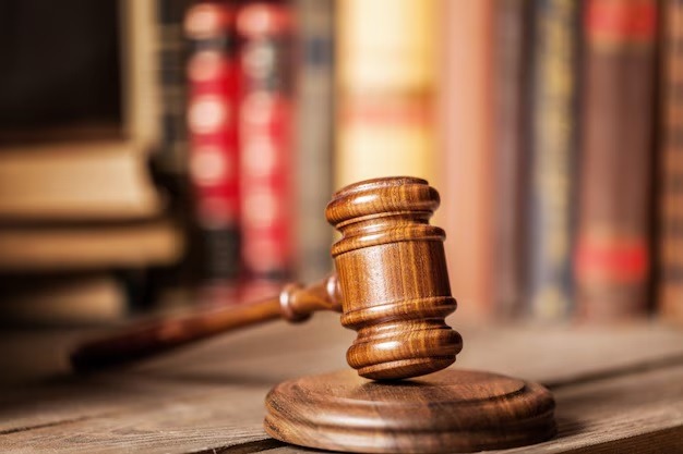 En Estados Unidos, el FBI arresta a una jueza por obstruir la detención de un migrante ilegal