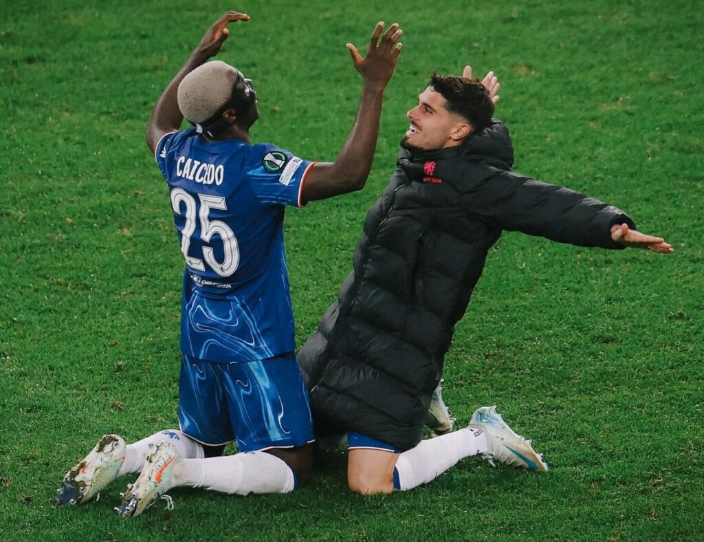 Épica remontada del Chelsea con Moisés Cai