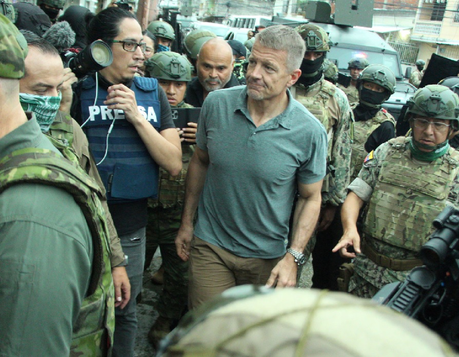 Erik Prince, fundador de la polémica empresa de seguridad Blackwater, visitó el Puerto de Guayaquil. Lo hizo acompañado por su equipo y agentes del Bloque de Seguridad