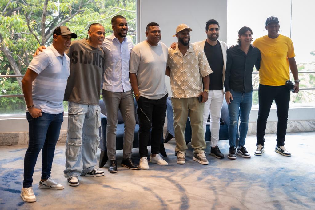 Exglorias de Barcelona SC compartieron almuerzo para celebrar el Centenario