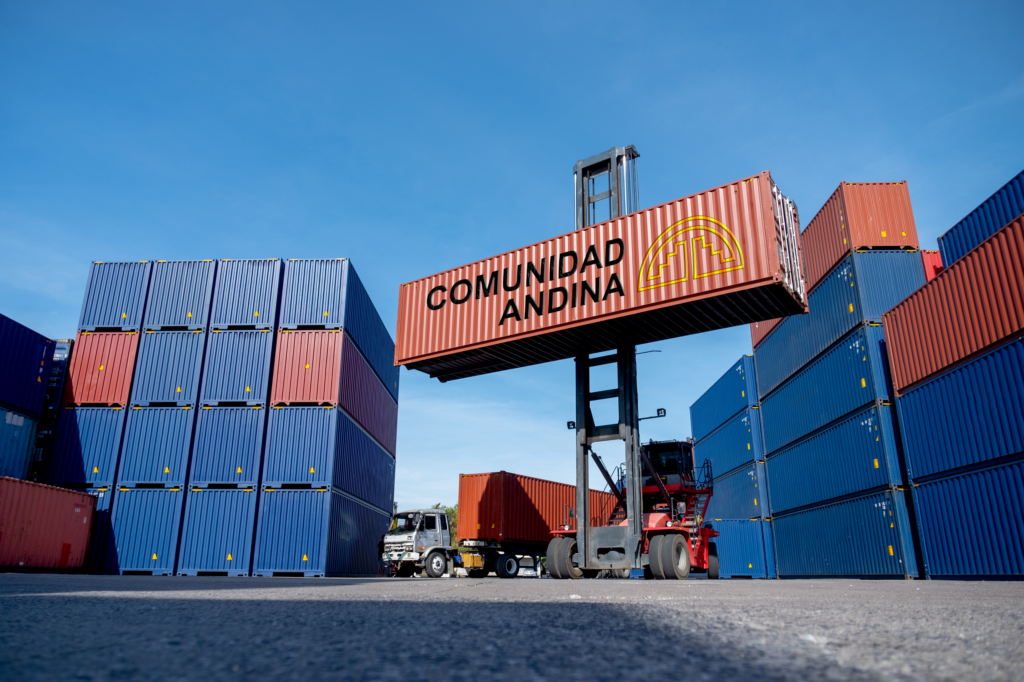 Exportaciones de la Comunidad Andina registraron un incremento del 5.5% en 2024, impulsadas por Perú y Ecuador