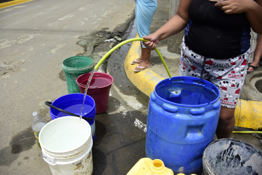 agua portoviejo lluvias planta cuatro esquinas
