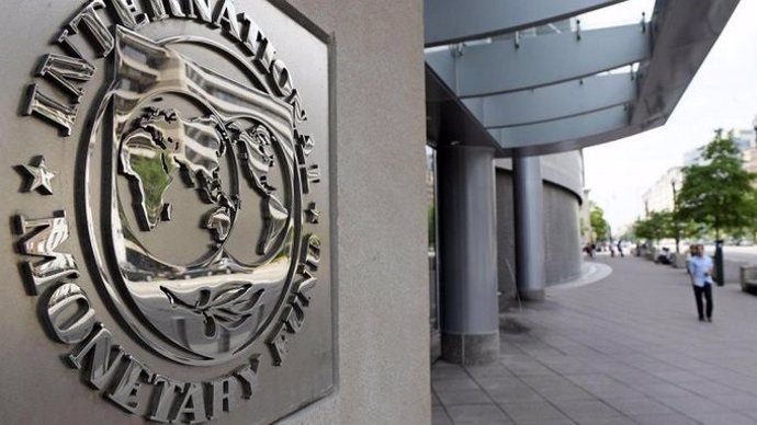 FMI descarta recesión por aranceles, pero rebaja previsiones de crecimiento del PIB